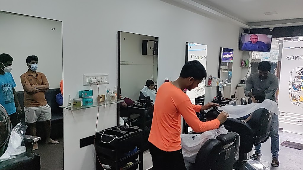 V Trends Beauty Saloon For Men