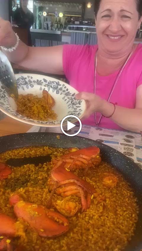 Restaurante La Barca — Videos