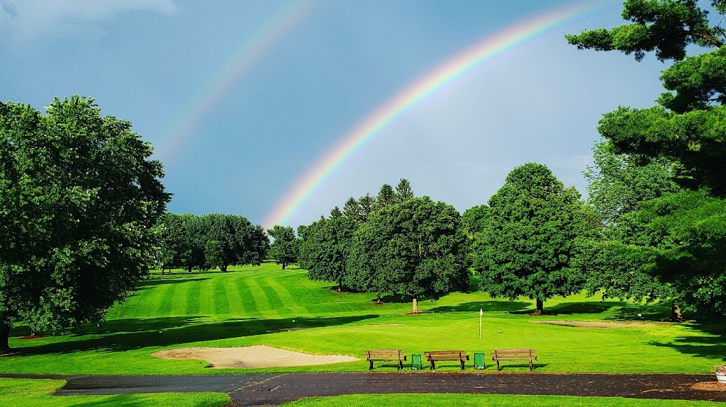  Neillsville Country Club