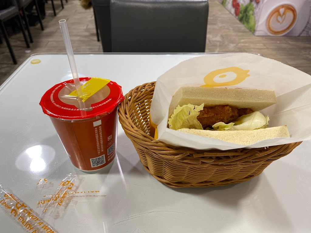 Q Burger 南港福德店 的照片