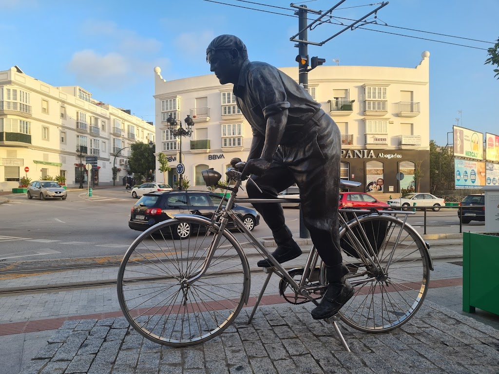 Monumento al trabajador chiclanero