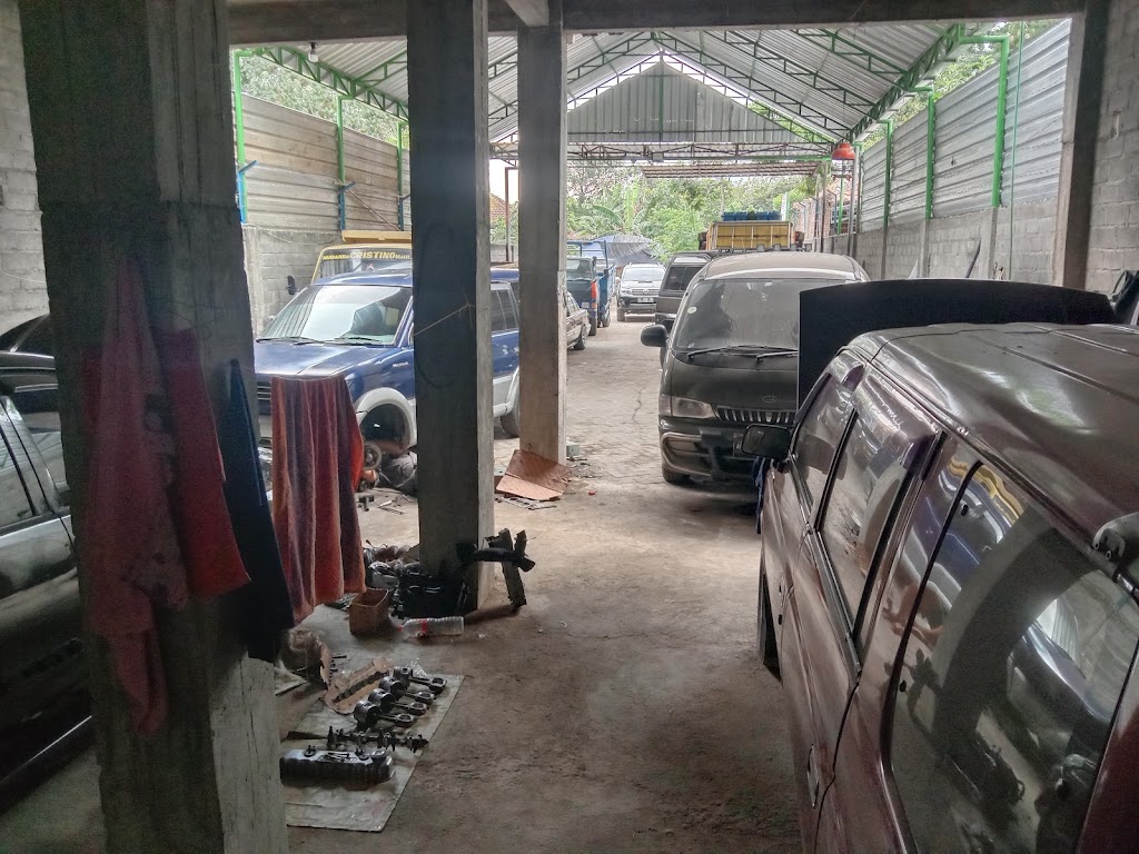 Adi Jaya Bengkel Mobil injeksi