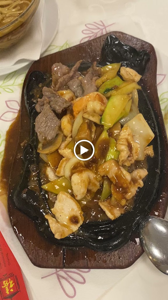 Restaurante Chino "Hola" — Videos