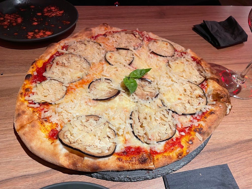 Pizzeria Isla Sicilia Pamplona Pio XII Con y Sin Gluten — Comida y bebida