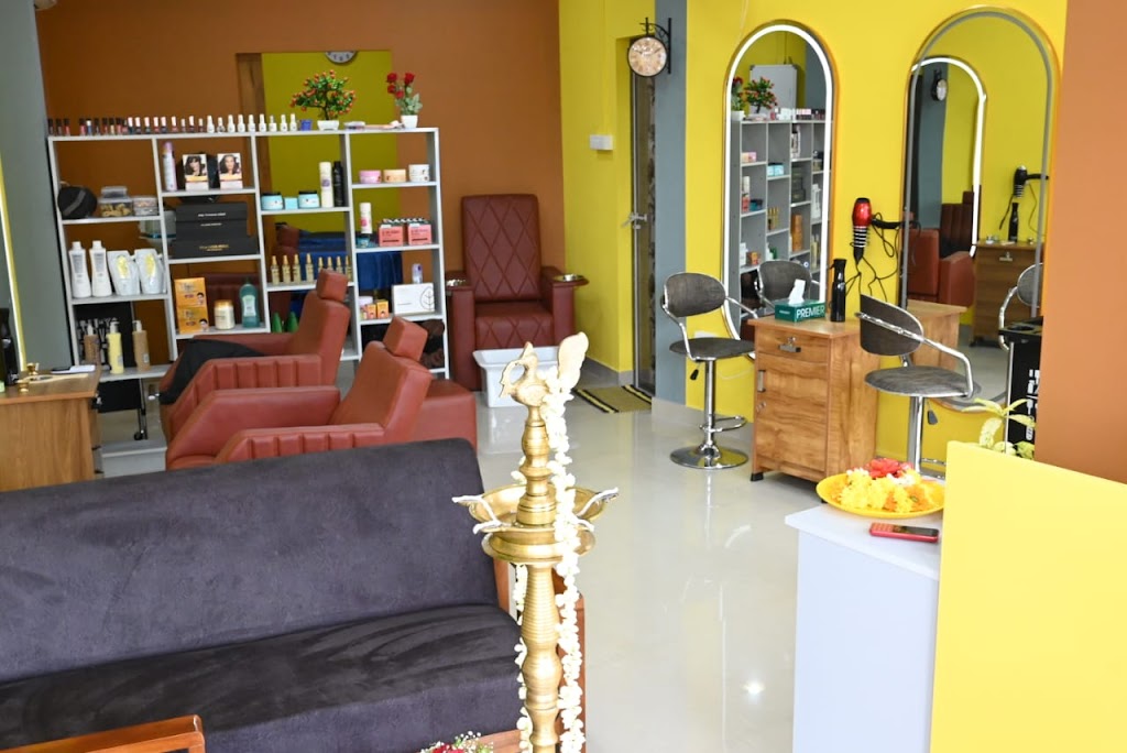 Fem Beauty Saloon Makeover Studio