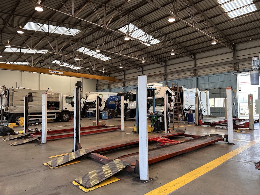 IVECO Gines Huertas Industriales - Cartagena — Interior