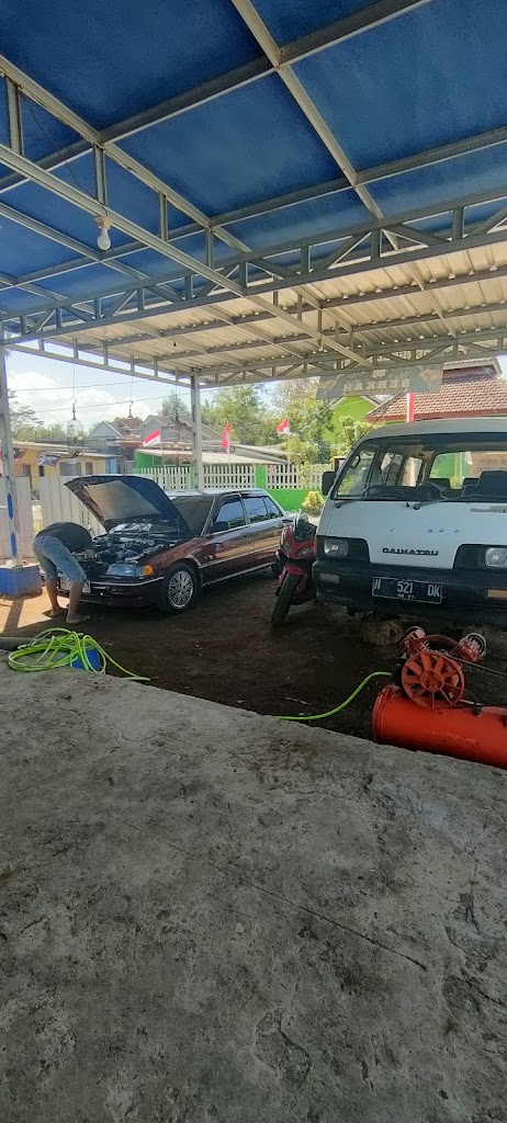 Bengkel mobil Rio