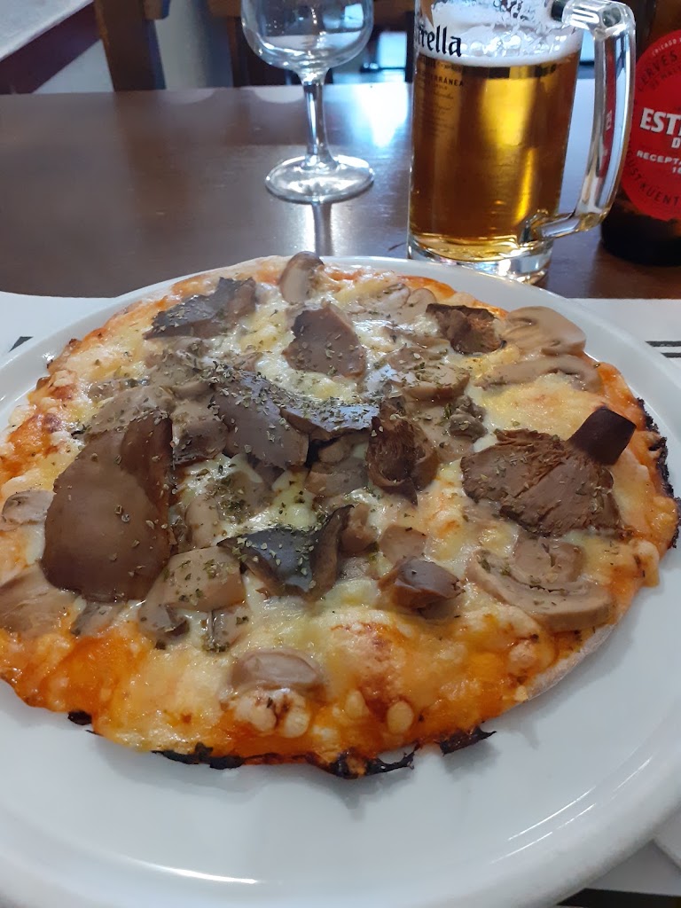 Restaurante Venecia Pizzeria — Pizza