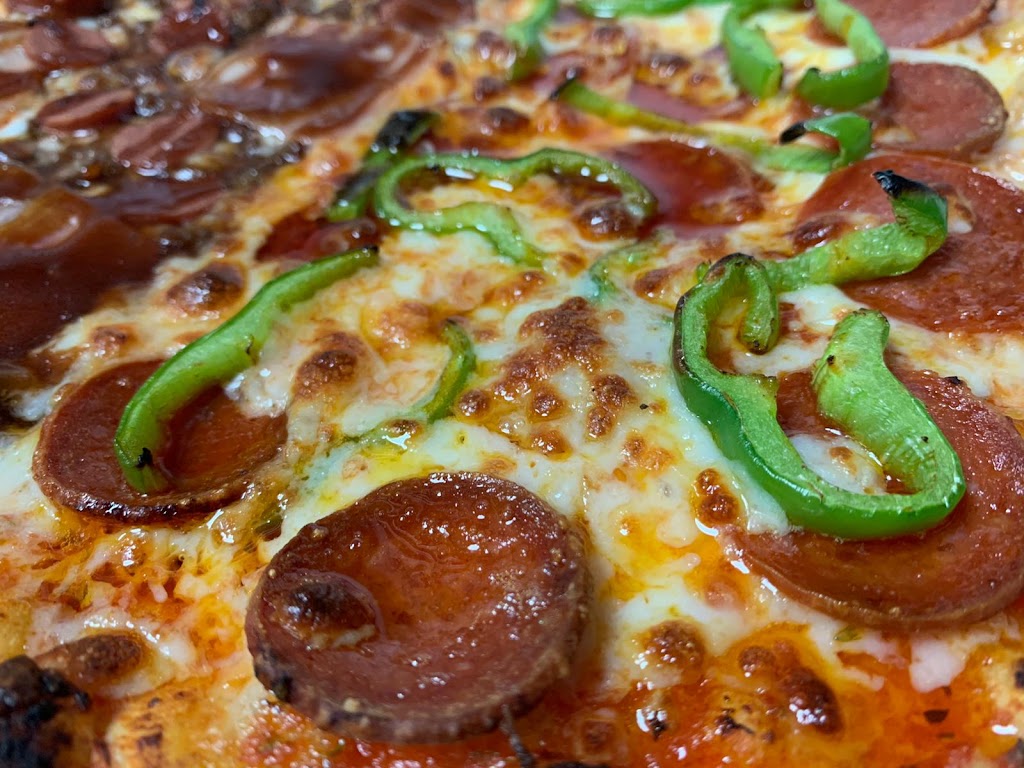 Pizzeria Mayor — Comida y bebida