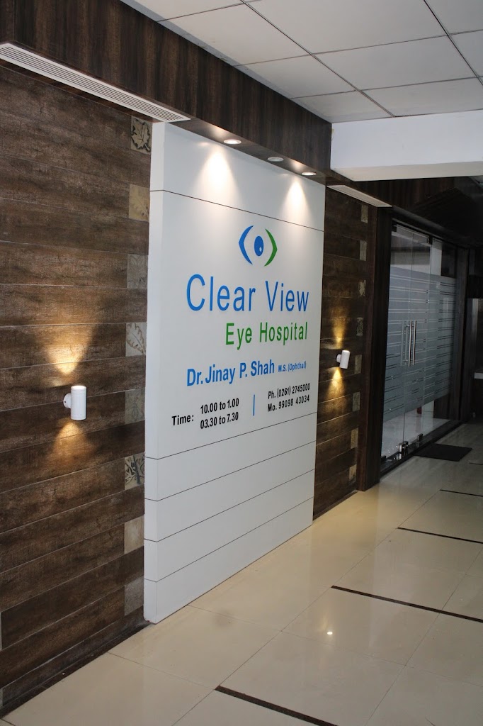 Clear View Eye Hospital Best Cataract Eye Specialist Surgeon Lasik Eye Surgeon Eye Doctor Eye Hospital In Surat