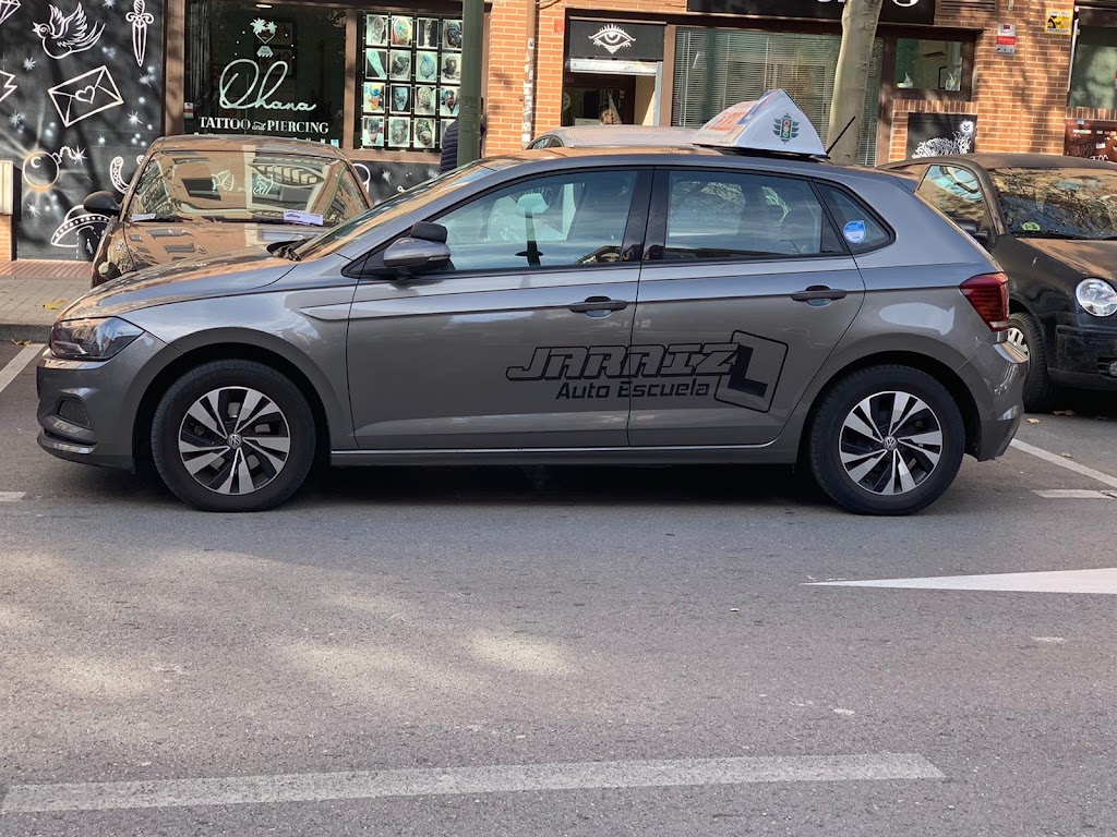 Autoescuela Jaraiz — Automovil