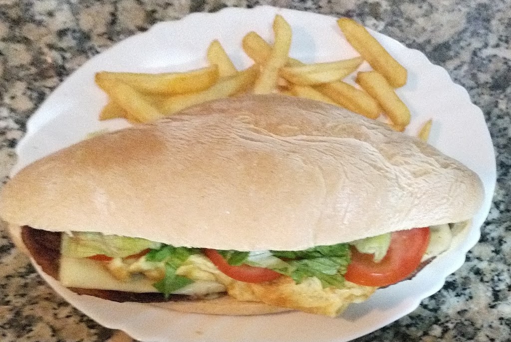 Bar Liri — Comida y bebida