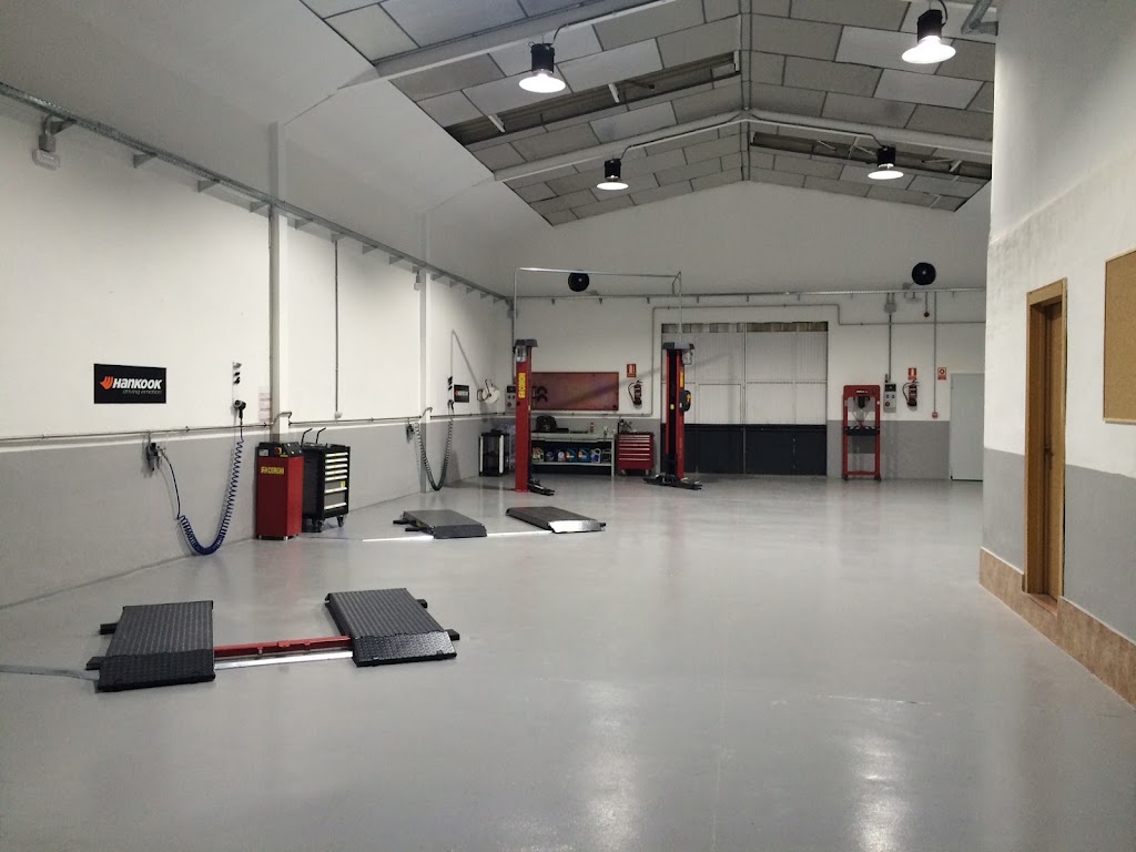 Motor Alcala Servicios del Automovil — Interior