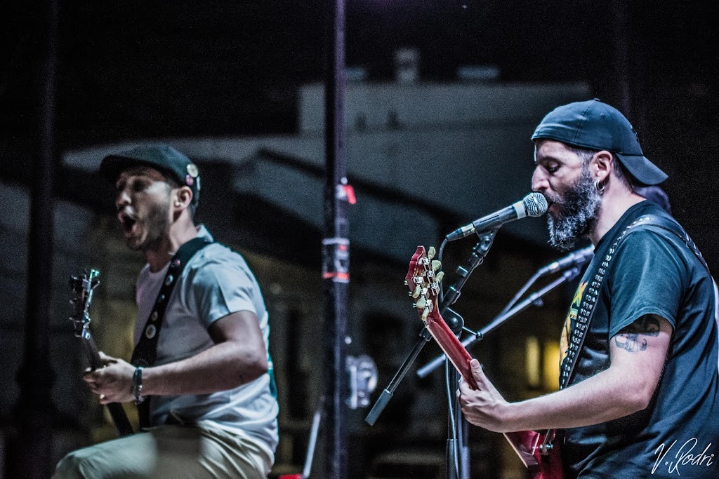 Profesor de Guitarra y Bajo "El Barbas"