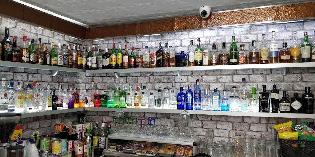 Cerveseria Bar Restaurant Mediterraneo — Ambiente