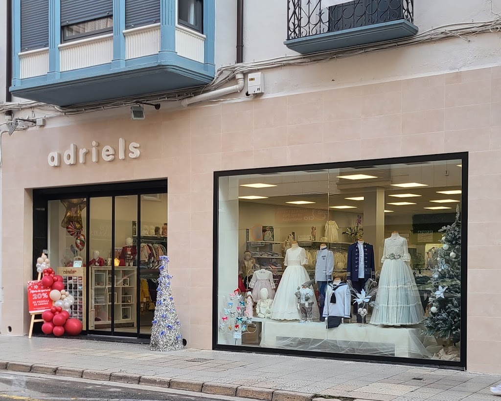 Adriels Moda Infantil, Juvenil y Comunion