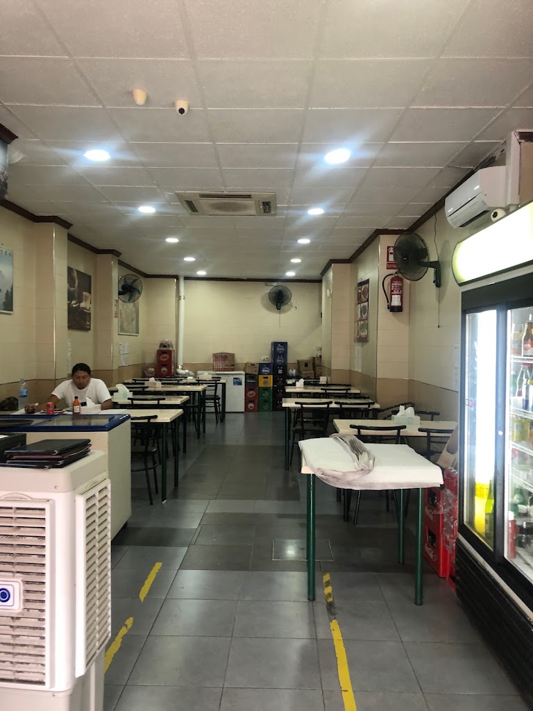 Restaurante Bar Oeste — Ambiente