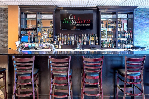 La Scogliera Italian Cuisine in Scarborough