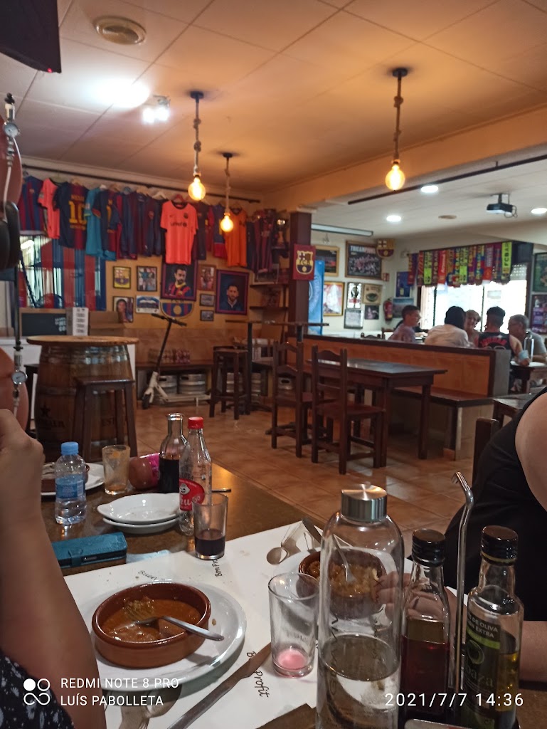 Bar Restaurant Can Xena — Comida y bebida