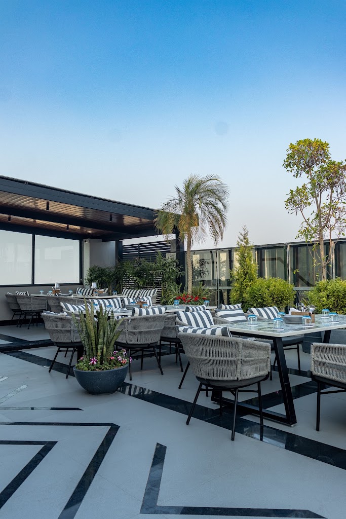 Diago Roof Top Restaurant And Bar