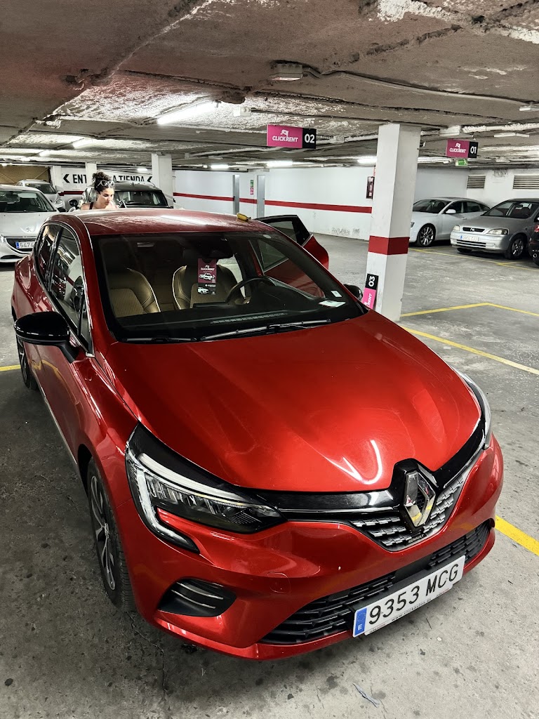 ClickRent Maria Zambrano | Alquiler de Coches y Furgonetas