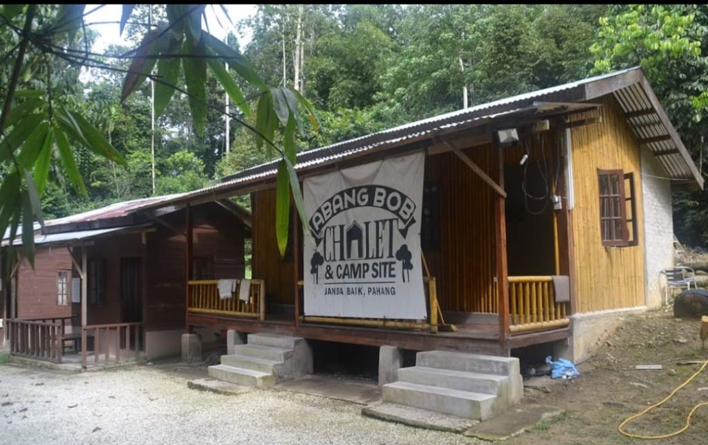 Abang Bob Chalet & Campsite