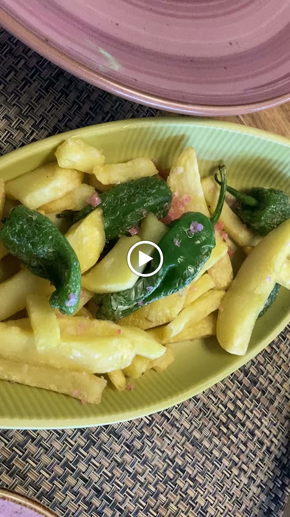 Restaurante La Canalla — Videos
