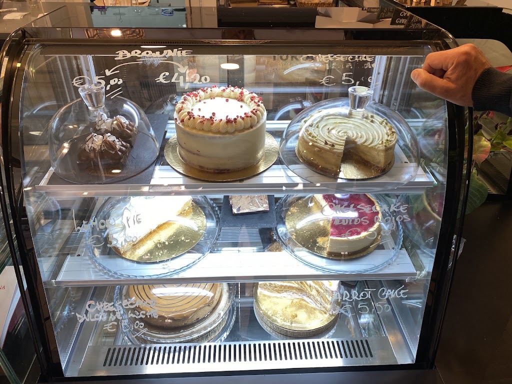 LA FOLIE DOUCE Brunch & Cakes — Ambiente