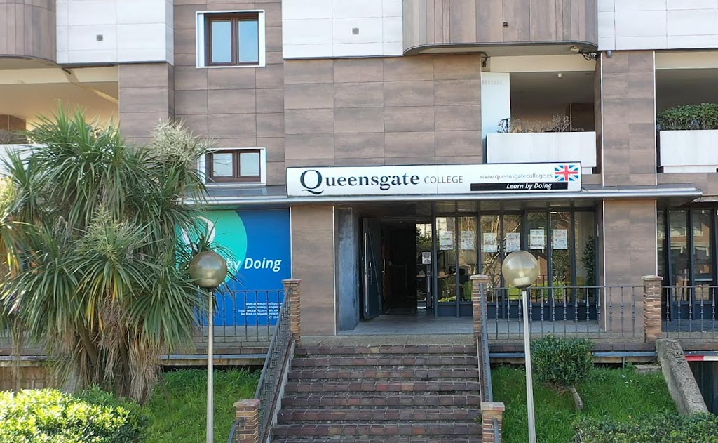 Queensgate International College