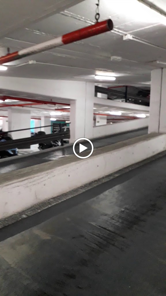 Parking Saba Santa Catalina — Videos