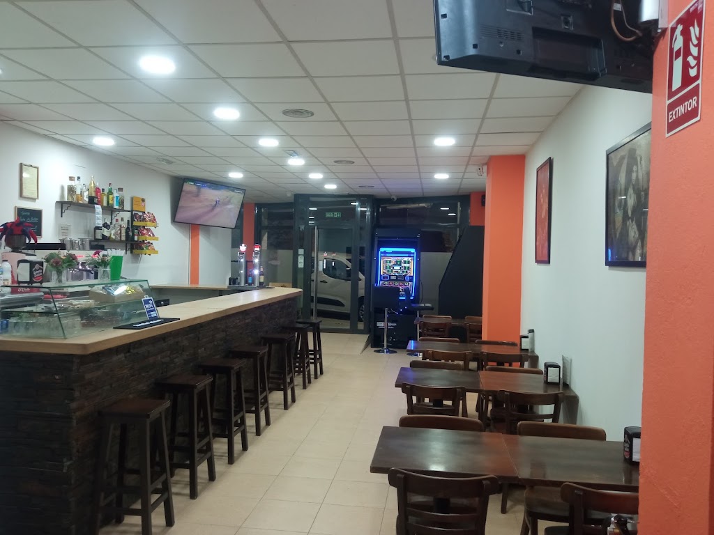 Bar Tu Diras — Ambiente
