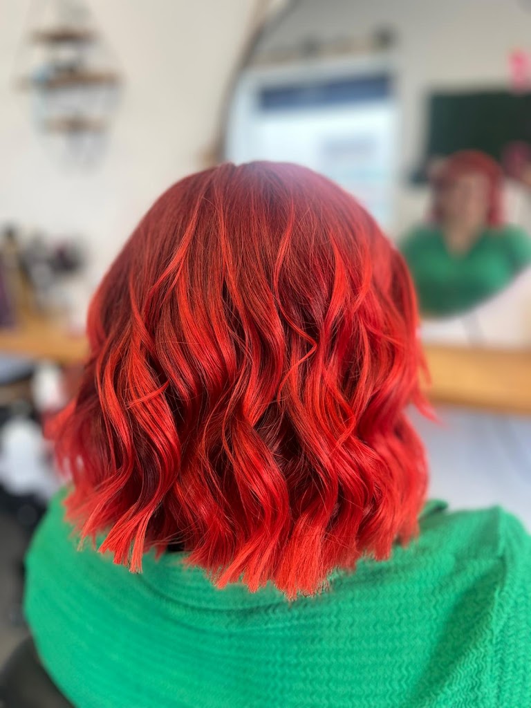 PINK HAIR by Veronica Lima