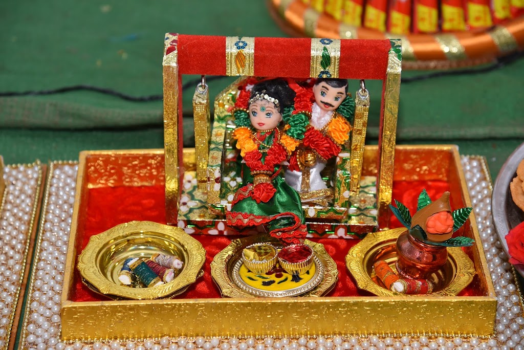 Nisha Ladies Beauty Parlour And Fancy Dresses