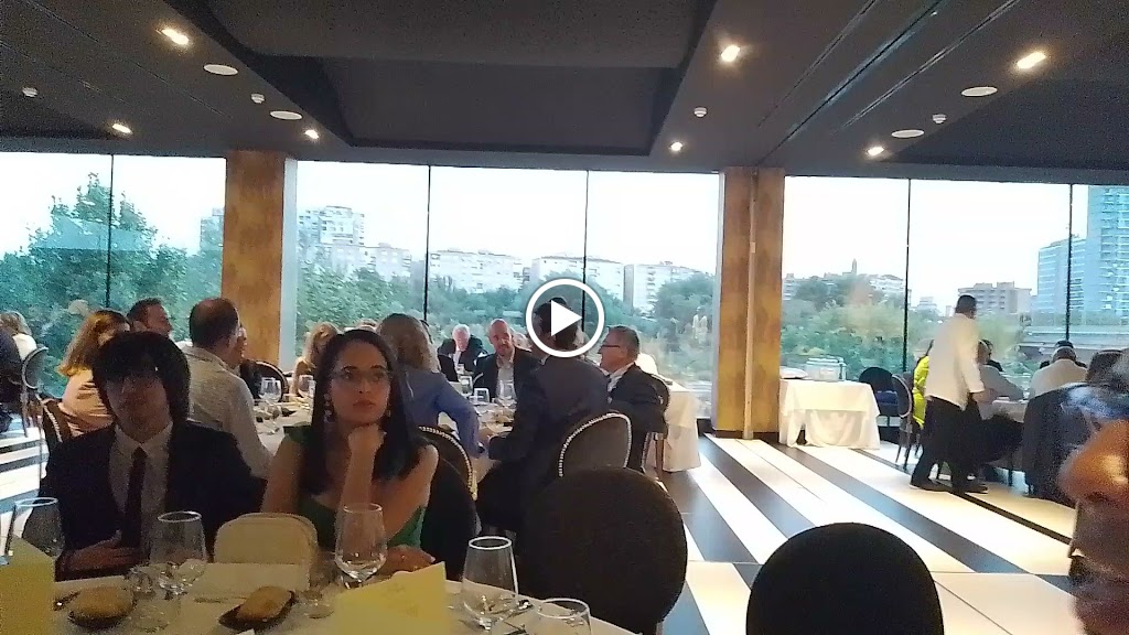 Aura Restaurante — Ambiente