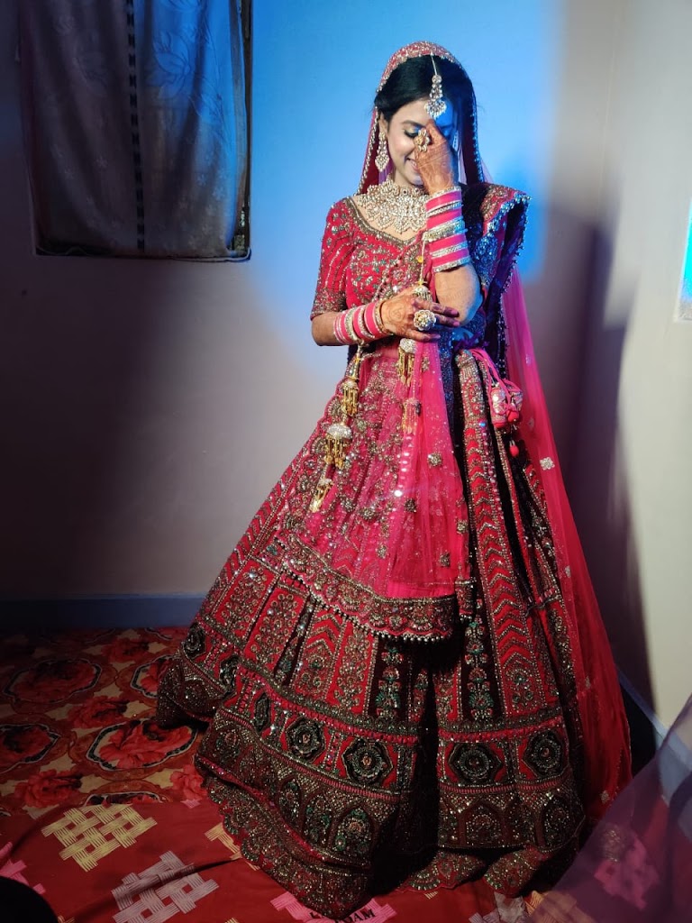 Absolute Salon Jabalpur