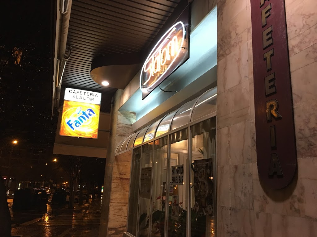 Cafeteria Slalom S L