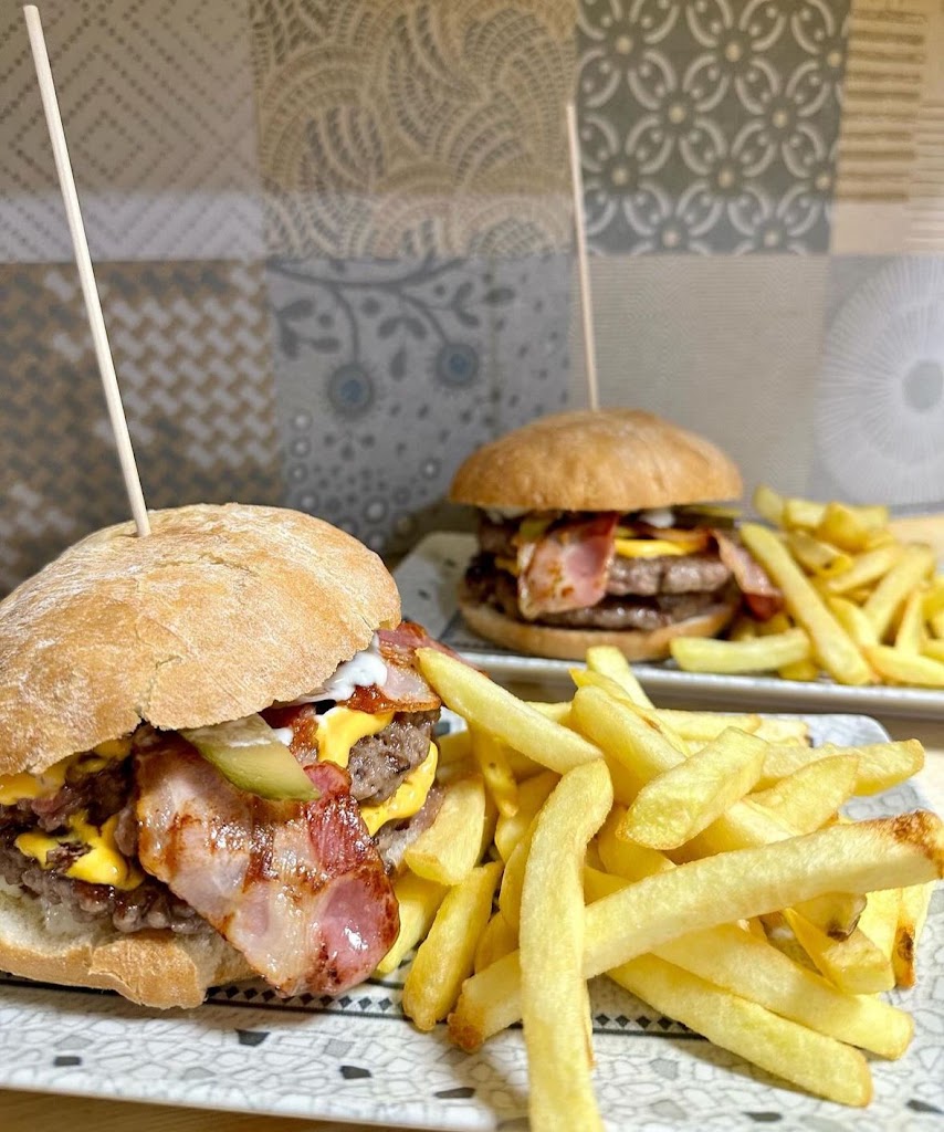 Mincho Bar Pineda — Del propietario