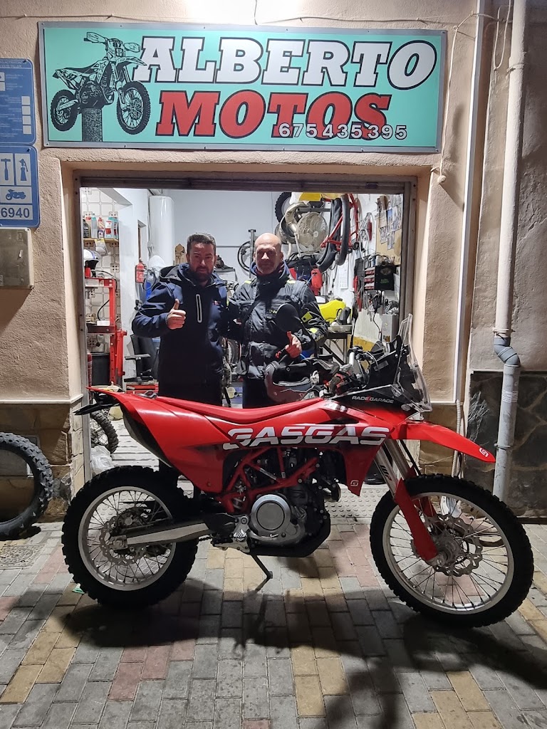 ALBERTO MOTOS — Del propietario
