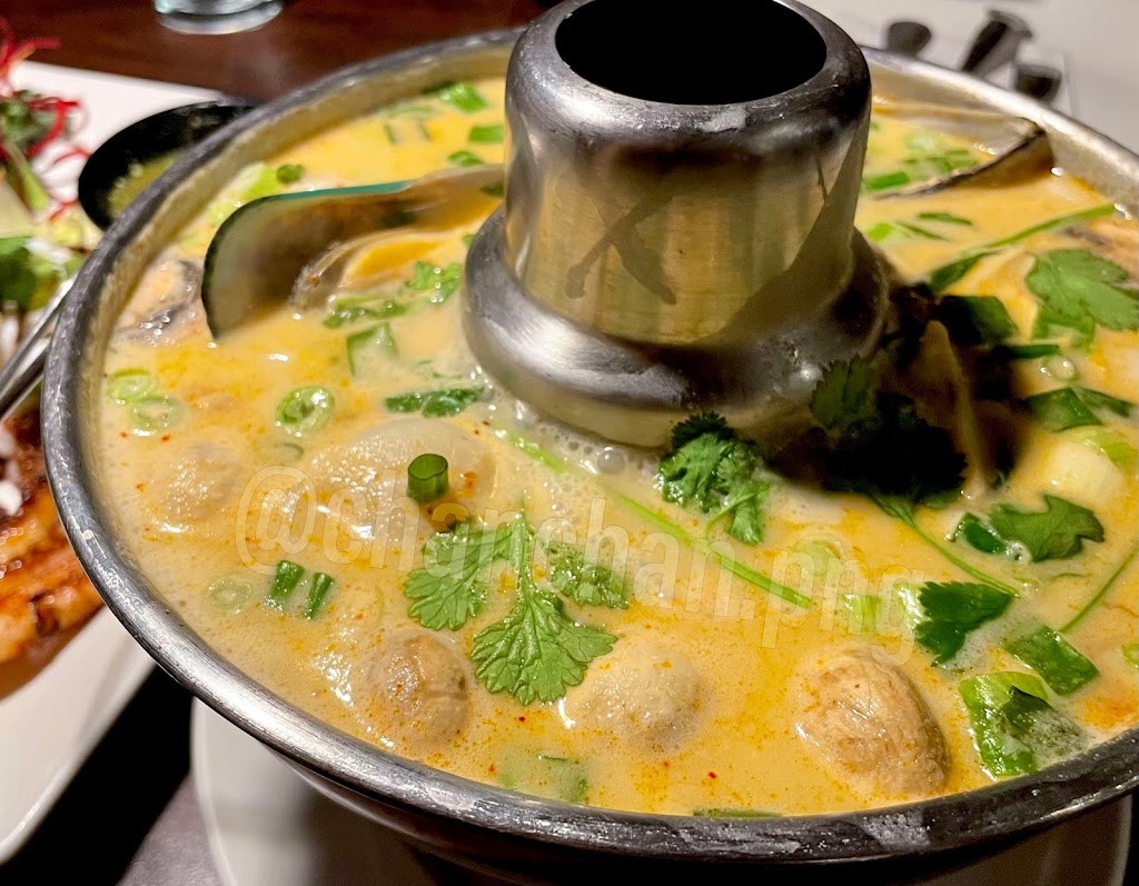 LucKi Thai Bistro