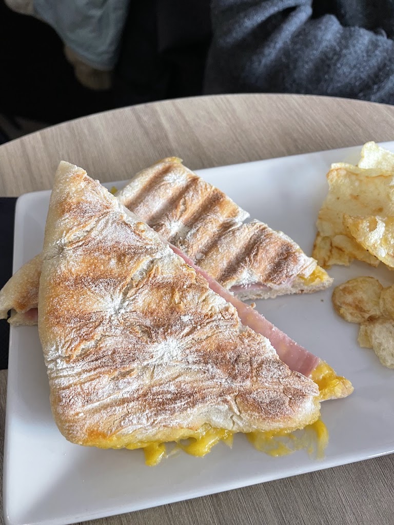 AMPM CAFETERIA MERIDIEM — Mas recientes