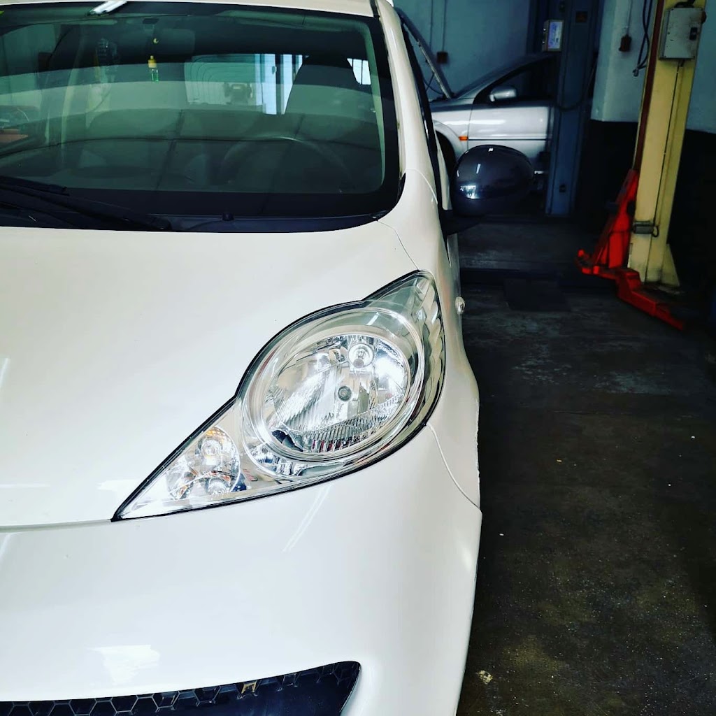 AUTO REPARACIO MIKI DIAZ — Del propietario