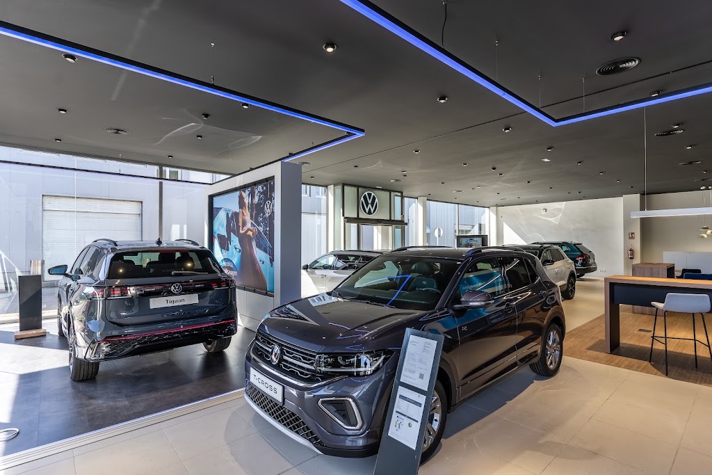 Autopodium Olot - Concessionari Oficial Volkswagen — Interior