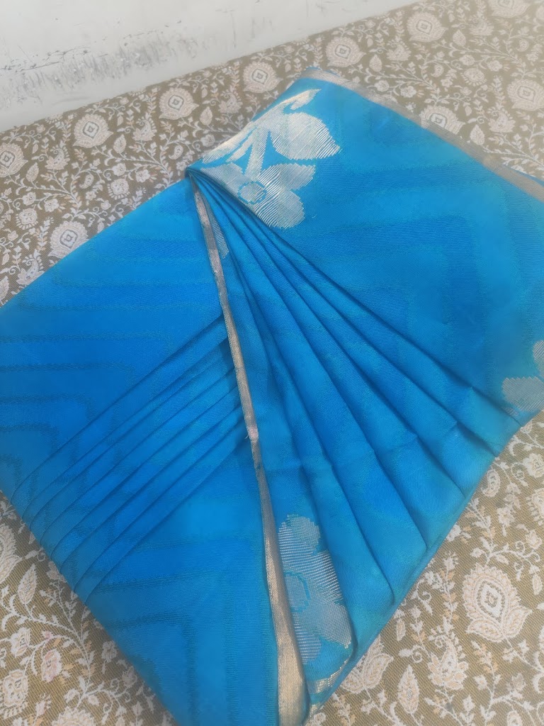 Just Beauty Bridal Makeup Saree Prepleating Semi Permanent Makeup Nail Lash Hair Extension Eye Brows Lips Facials