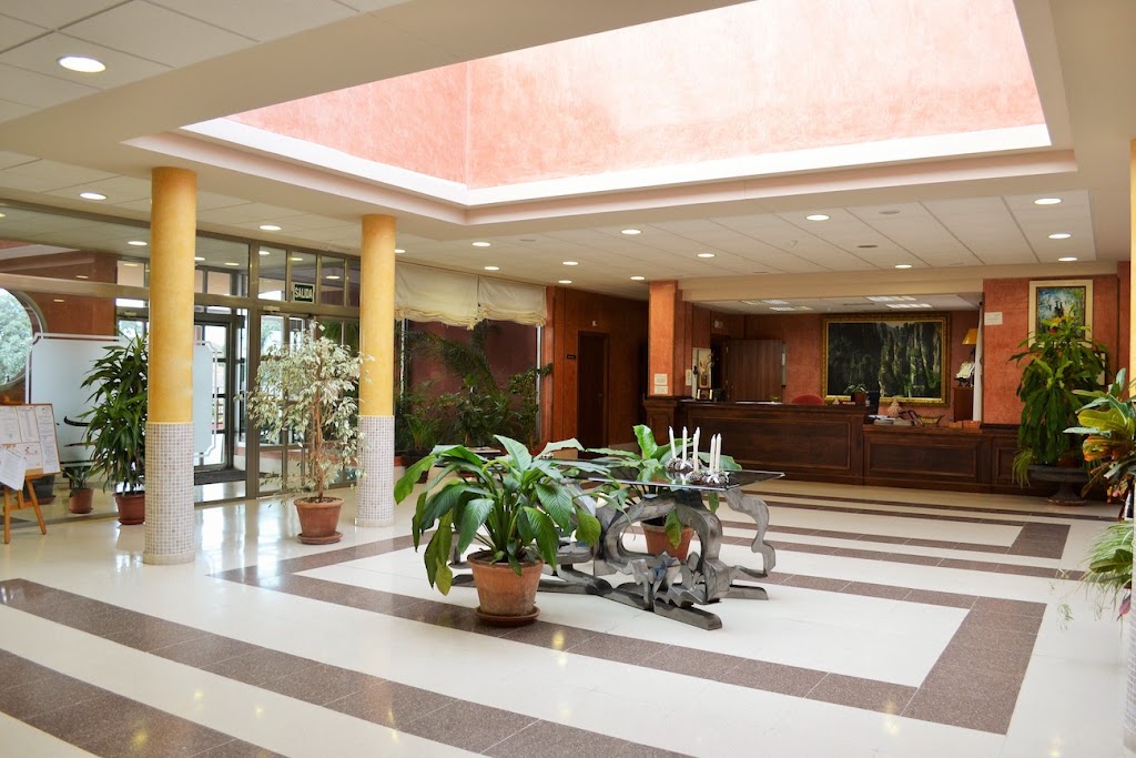 HOTEL RESIDENCIA GERIATRICA EL ENCINAR S.L. — Del propietario