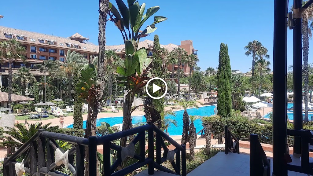 Restaurante El Mirador de Puerto Antilla — Videos