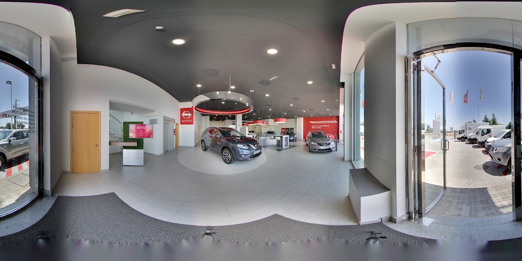 Nissan Pista de Silla Marcos Automocion — Concesionario de automoviles
