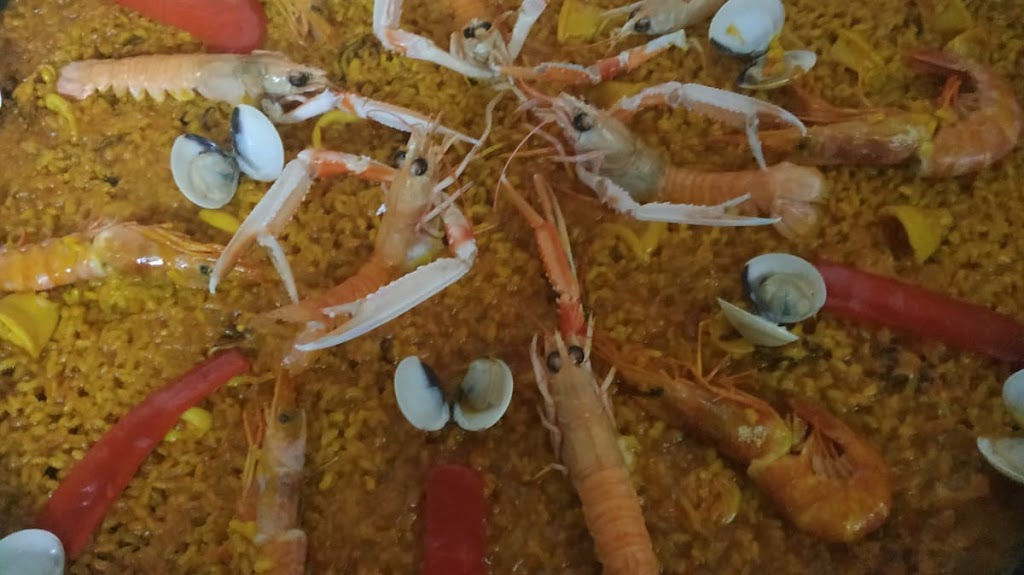 Restaurante Los Billares — Comida y bebida