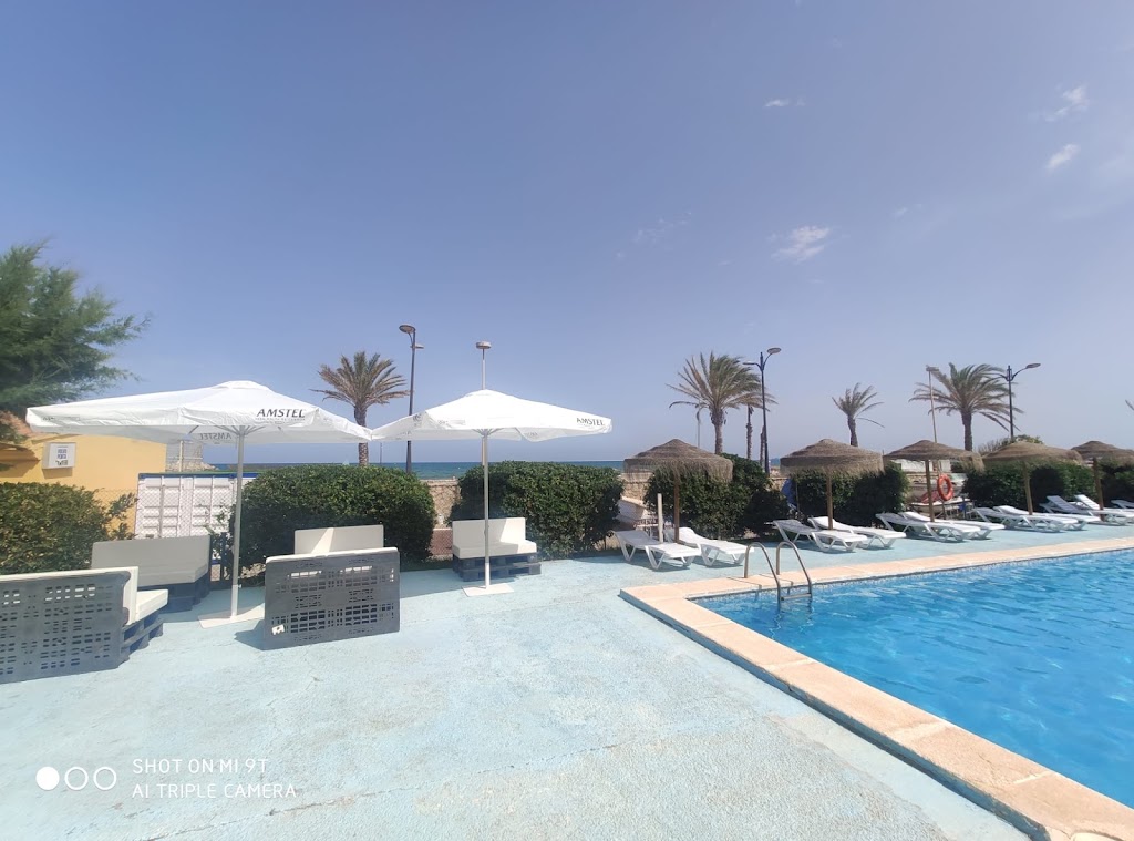 Pool Beach Sur. Piscina de la Marina de Port Saplaya. Alboraya — Del propietario