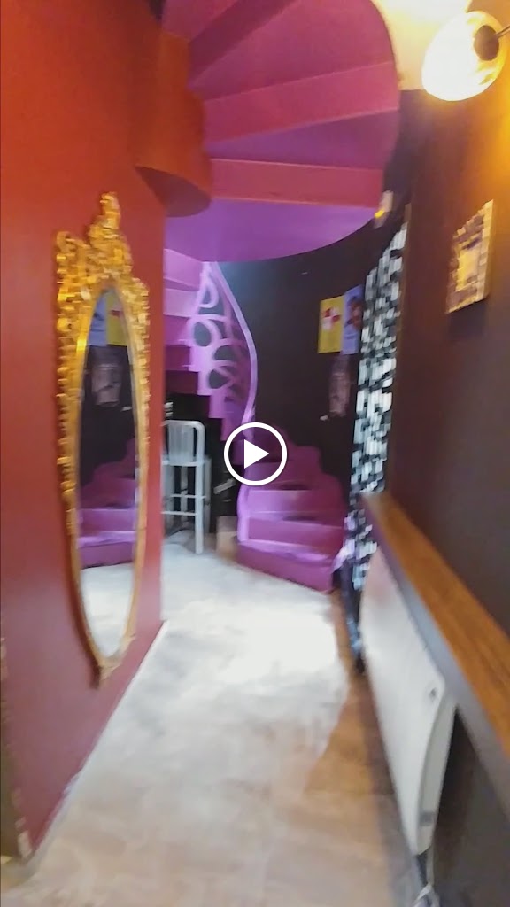 Cafeteria La Tertulia — Videos