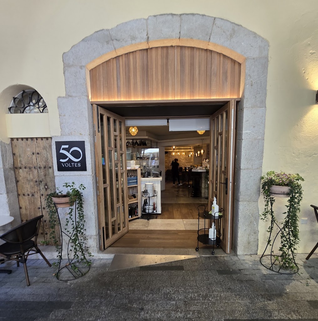 50 Voltes Restaurant